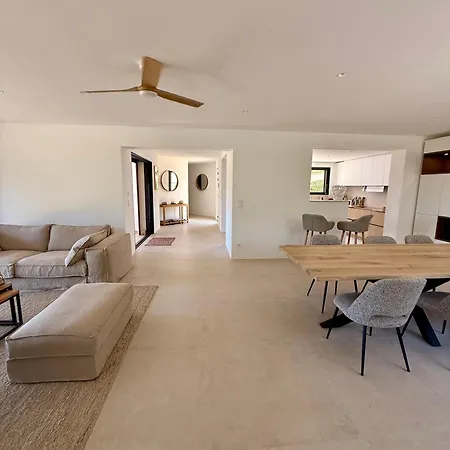 Arcana Villa *